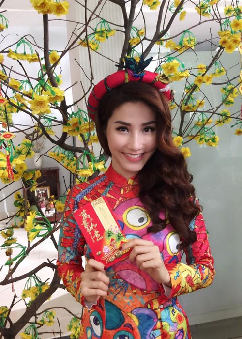 Sao Viet rang ngoi voi ao dai don Tet Binh Than 2016-Hinh-7